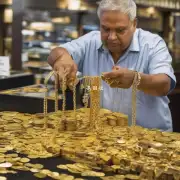 当顾客将黄金饰品或金币交给珠宝商时他们会如何处理这些物品？