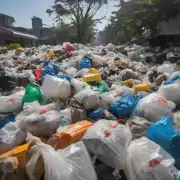 如何正确地丢弃塑料袋和其他废弃物品？