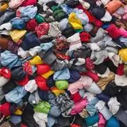 如何将废弃衣物进行分类和处理？