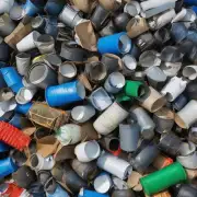有没有其他类型的固体废物也可以用来制作新的物品或材料吗？