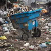 你认为垃圾分类回收员在未来会面临哪些挑战和机遇？