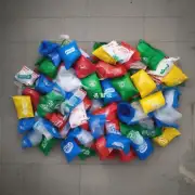 如果你在超市购物时发现有废弃物包装袋你会选择使用还是扔掉它们呢?